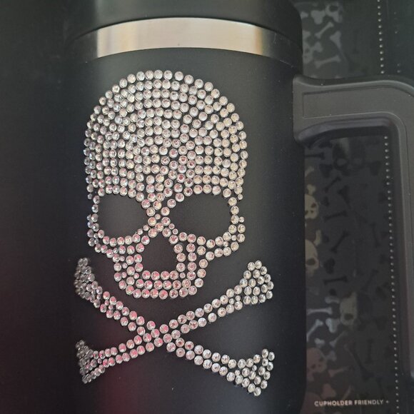Hydrapeak Limited Edition Halloween Bling Bedazzled Skull Tumbler. BNWT/BOX. - Picture 10 of 10